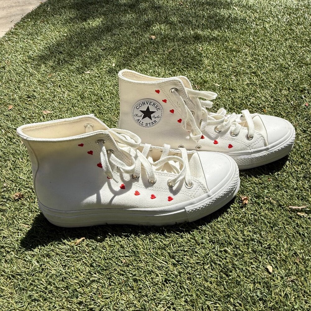Converse All Star Platform High tops shoes with hearts size W9